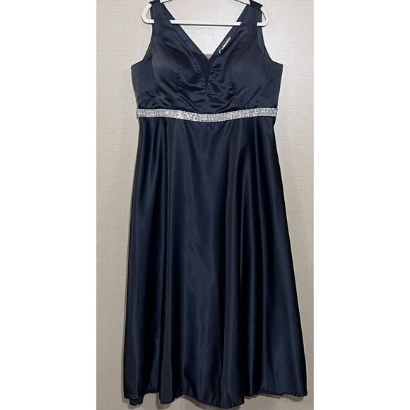 Dress plus size 18 NWOT - Picture 5 of 12